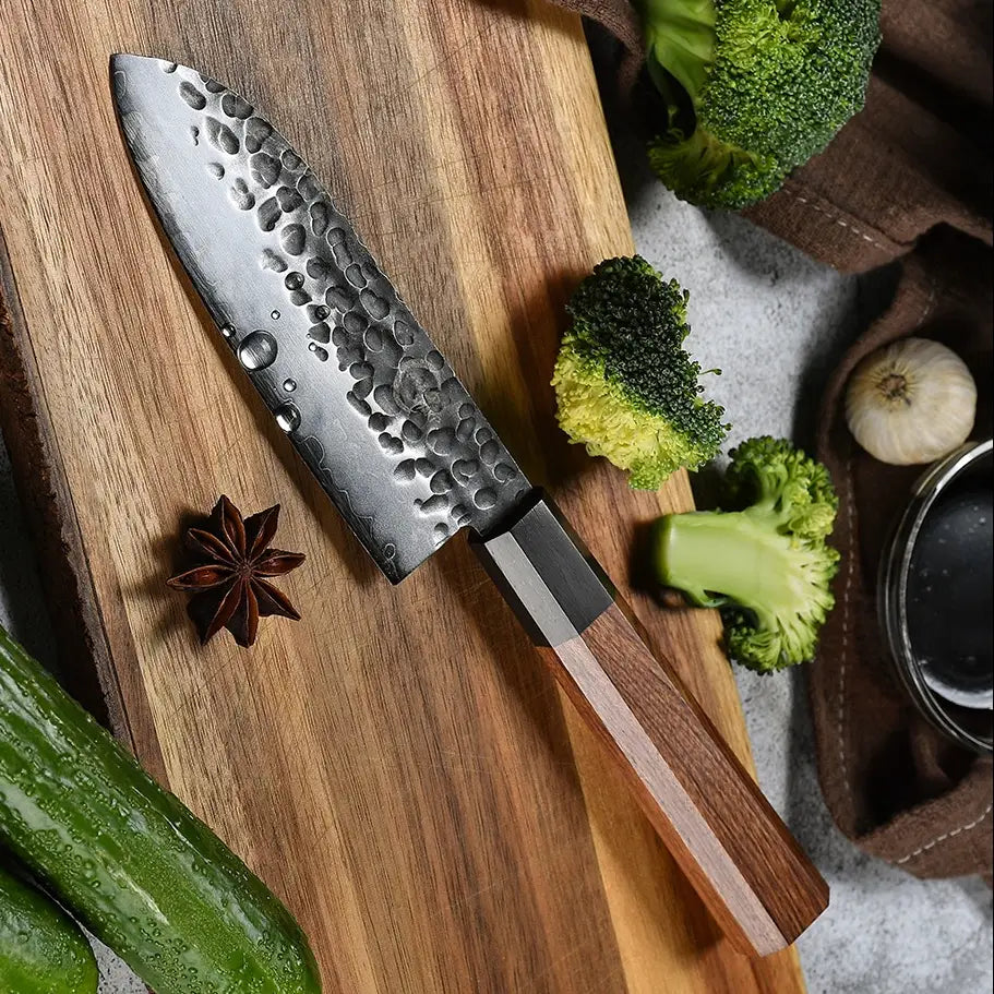 Couteau japonais Santoku en acier Damas forgé à la main - Manche en bois Mkuruti et ébène