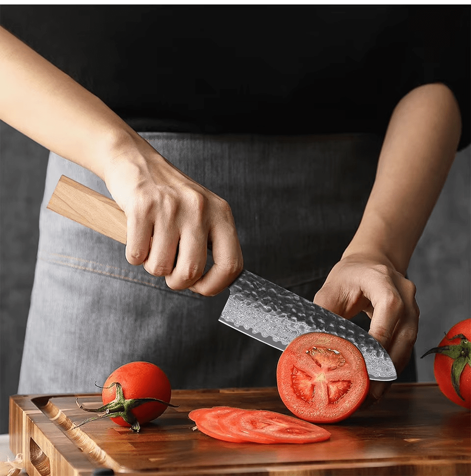 Couteau japonais Santoku en acier Damas - Manche en bois d'olivier