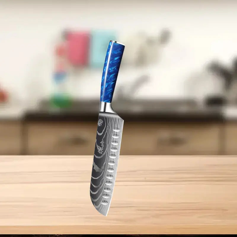 Couteau japonais Santoku en acier damas - Manche en bois stabilisé