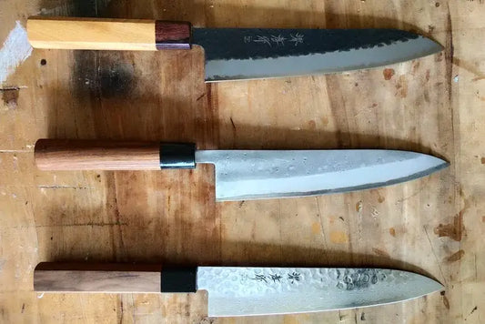 Créer une collection de couteaux japonais : par où commencer et quoi rechercher ?