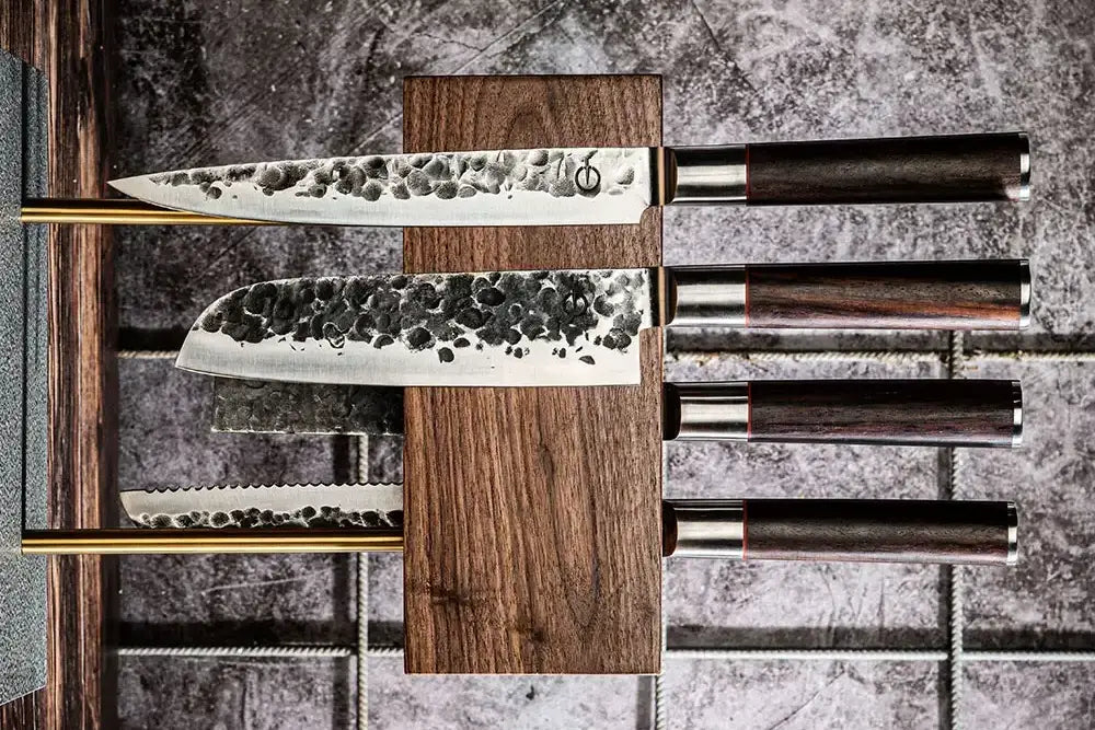 Couteaux artisanaux vs industriels : faut-il vraiment investir dans un couteau à 300 € ?